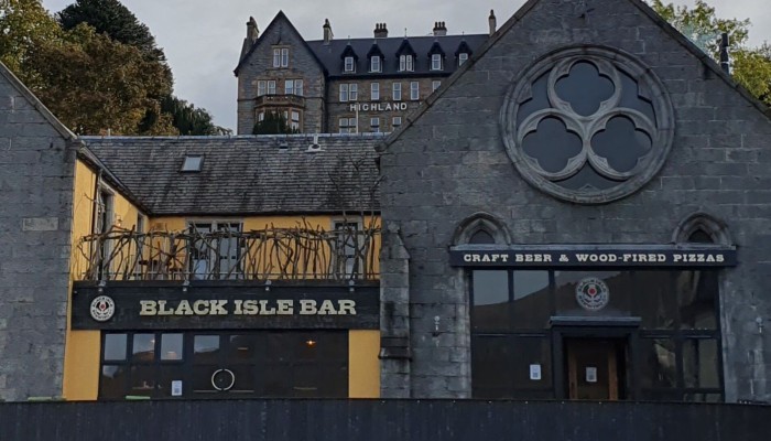 Black Isle Bar